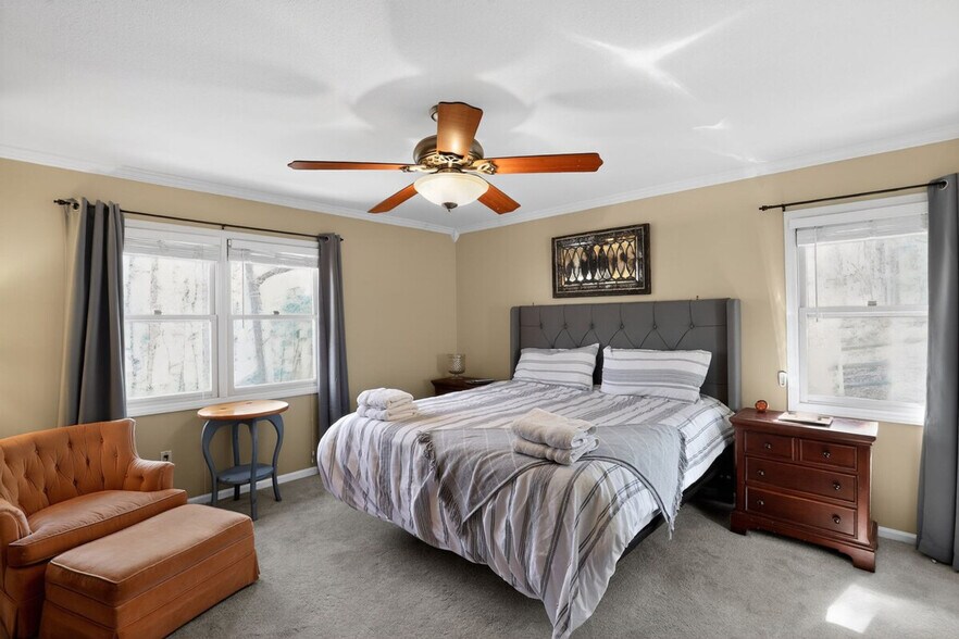 Building Photo - 6 Hunters Ridge Dr