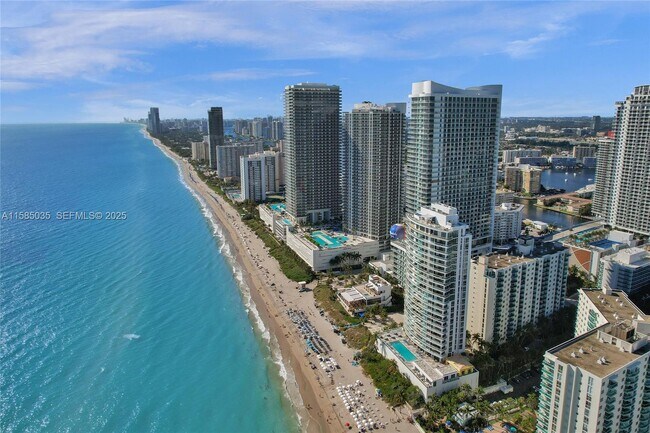 Building Photo - 4001S S Ocean Dr