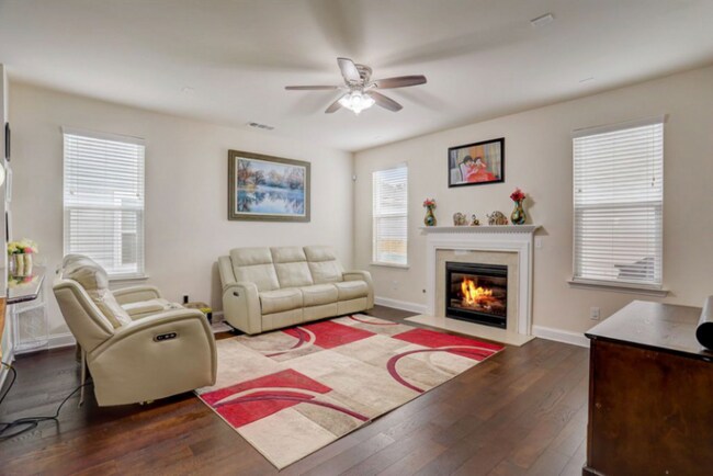 Building Photo - 1156 Amelia Park Dr