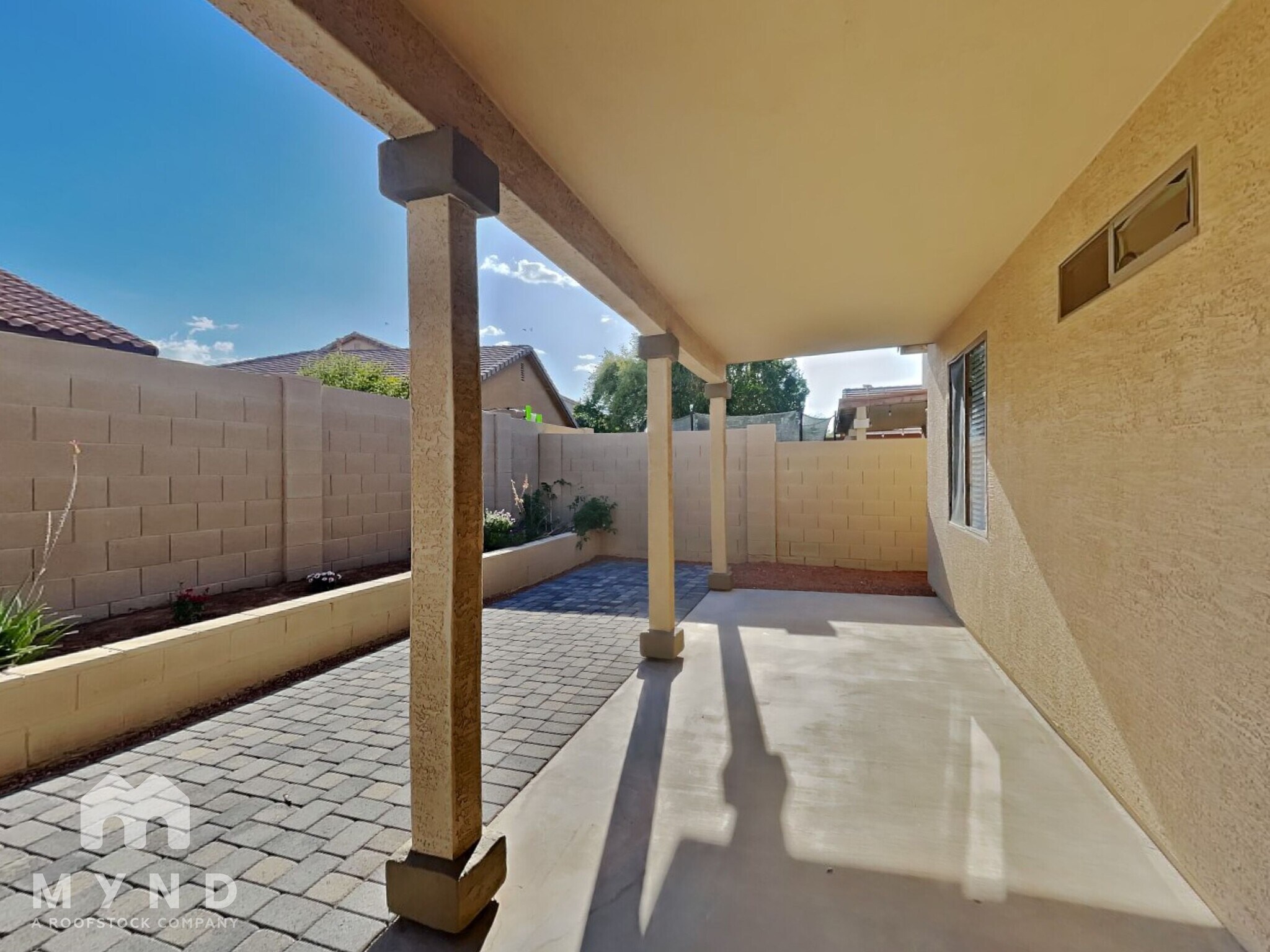 Building Photo - 4539 E Ivanhoe St