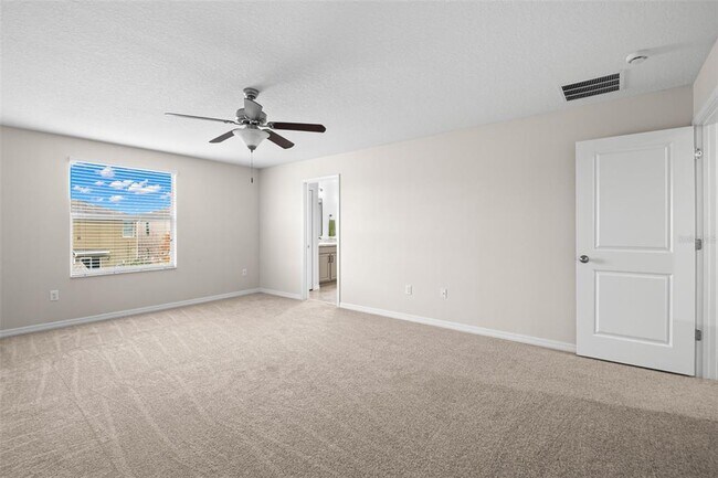 Building Photo - 6708 Hazelnut Spice Dr