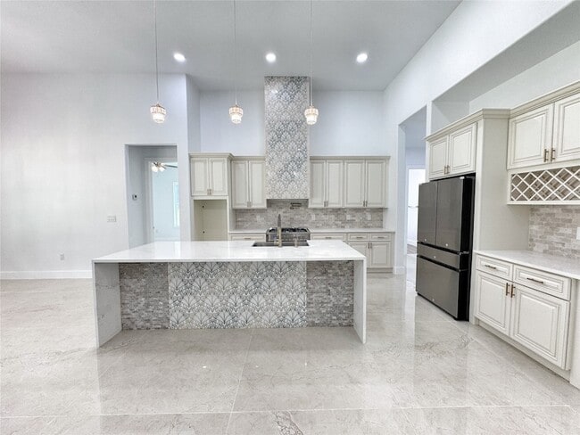 Building Photo - 3037 Rd 66124