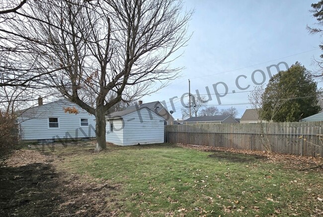 Building Photo - Newly Updated!