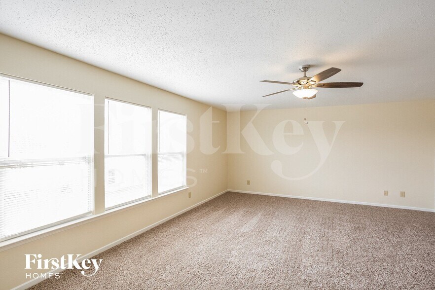 Building Photo - 1079 King Maple Dr