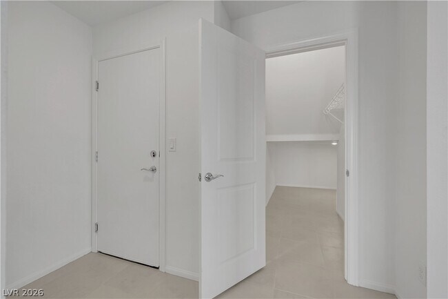 Building Photo - 10435 Crisman Ridge St