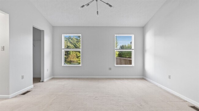 Building Photo - 602 Cassandra Dr