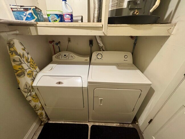 Building Photo - 12235 Mallory Dr