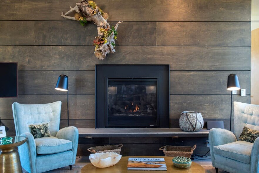 Building Photo - 5420 S 2000 W