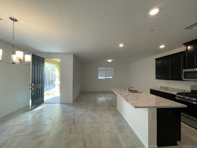 Building Photo - GATED 3 BED 2.5 BATH 2 CAR GARAGE + LOFT IN NORTH LAS VEGAS