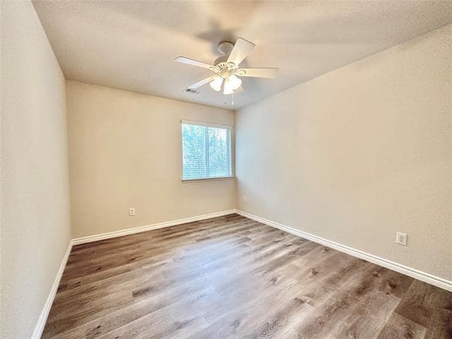 Building Photo - 9708 Grassland Dr