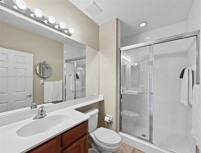 Building Photo - 8390 Big Acorn Cir