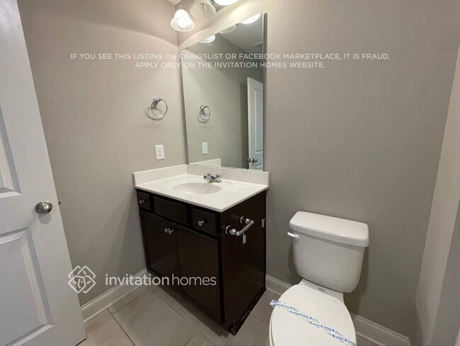 Building Photo - 5377 Roberta Crossing Dr