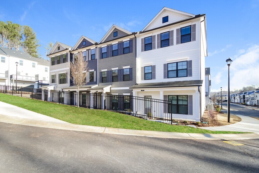 Building Photo - 862 Calvin Pk Dr