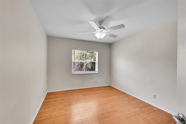 Building Photo - 6331 NW 58th Way