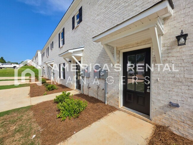 Building Photo - 107 Park Dr S
