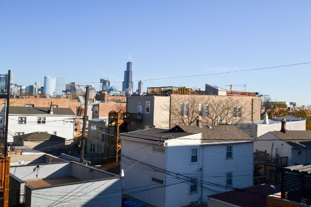 Building Photo - 1501 W Erie St