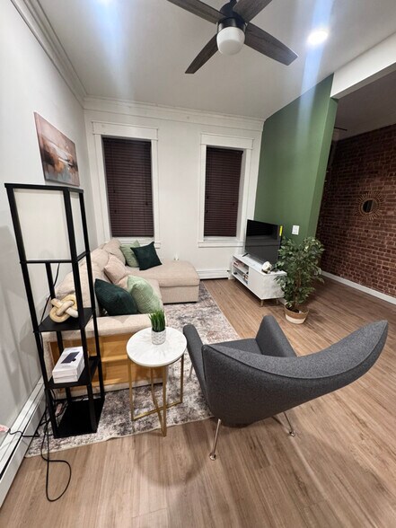 Building Photo - 212 Culver Ave