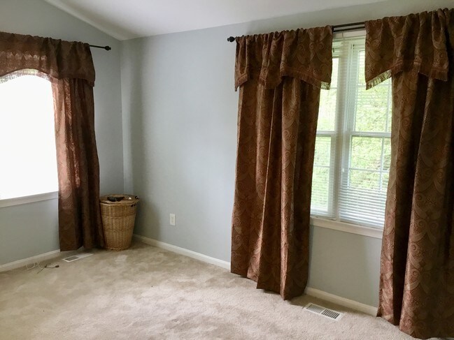 Building Photo - 8501 Hawk Run Terrace