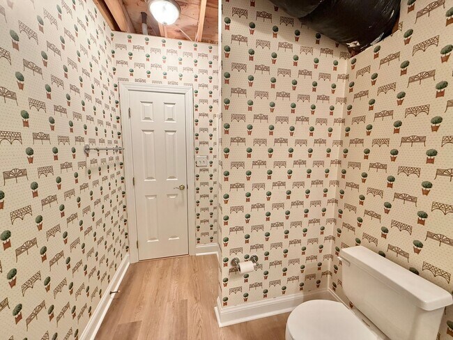 Building Photo - **OFFERING WAIVED APPLICATION FEES & $200 ...