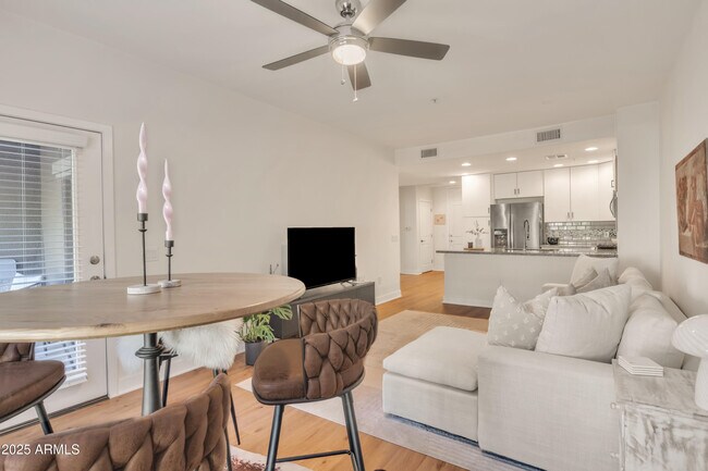 Building Photo - 5450 E Deer Valley Dr