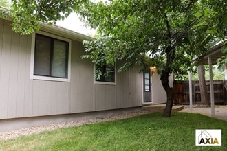 Building Photo - Cozy 2BD/1BA Home in Great Location!