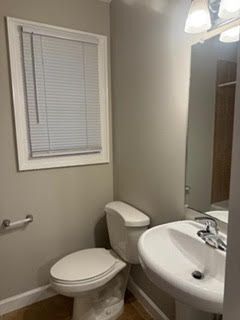 Building Photo - 136 Herman St