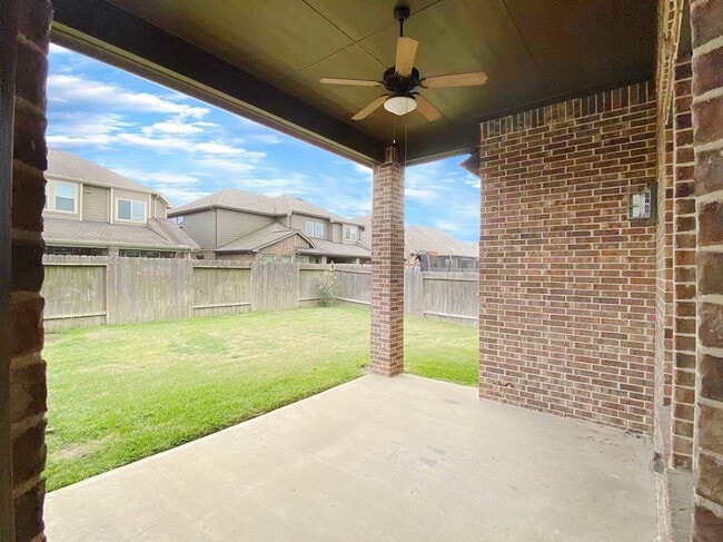 Building Photo - 14626 Moccasin Ridge Dr