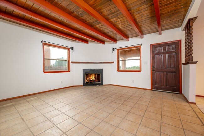 Building Photo - 2911 Avenida Alamosa