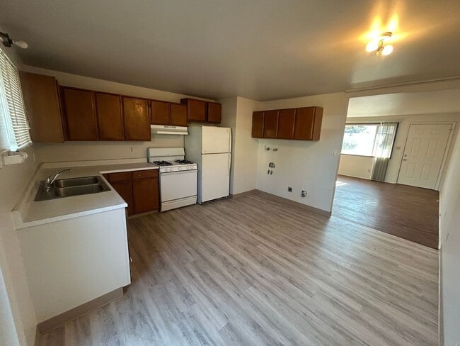 Building Photo - 1501 Arthur St