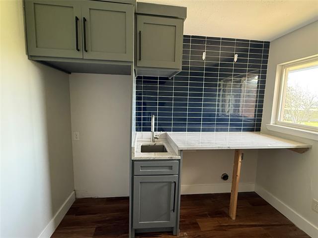 Building Photo - 2885-2862 FM