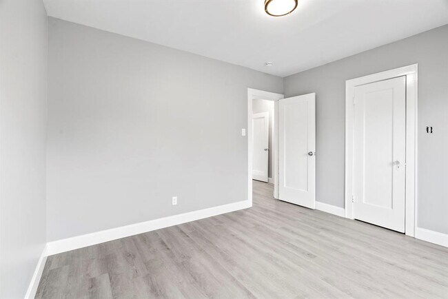 Building Photo - 1313 Elm St