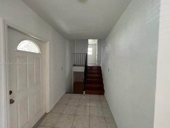 Building Photo - 1260 NE 200th Terrace