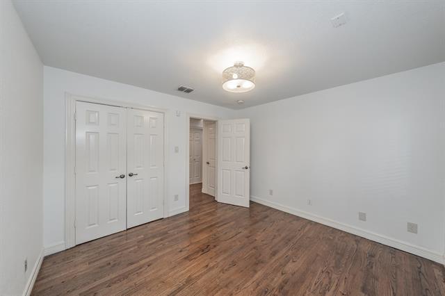 Building Photo - 4213 Wycliff Ave