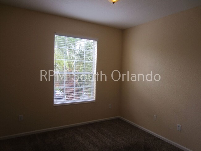 Building Photo - 8660 Buccilli Dr