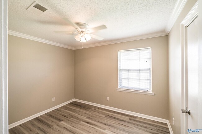 Building Photo - 5204 Grizzard Rd NW