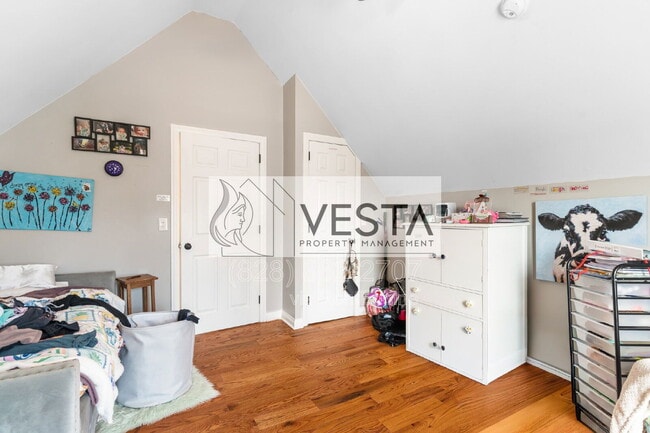 Building Photo - 241 N Main St