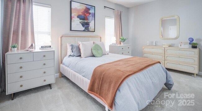 Building Photo - 10154 Enniscrone Rd