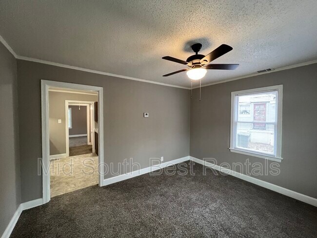 Building Photo - 1231 Meda St