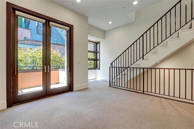 Building Photo - 2323 S Beverly Glen Blvd
