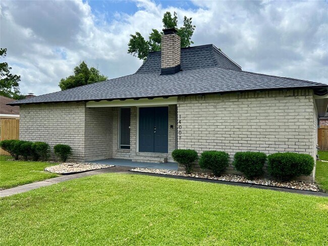 Primary Photo - 14007 Overbrook Ln