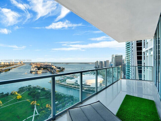 Building Photo - 1100 Biscayne Blvd