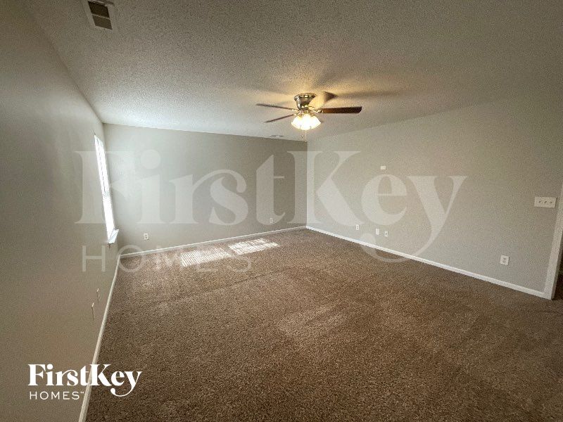 Building Photo - 5026 Oak Pasture Ln