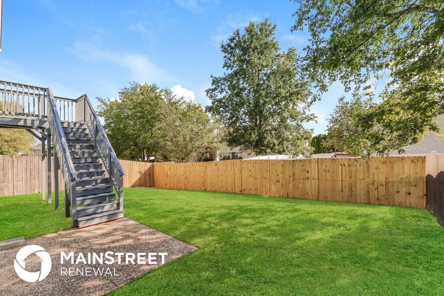 Building Photo - 4121 Mimosa View Dr