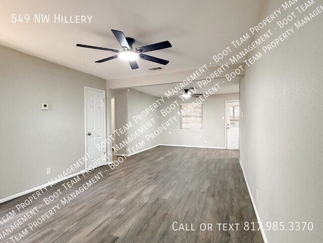 Building Photo - 549 NW Hillery St
