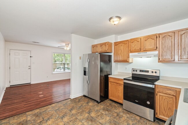 Building Photo - 3518 Acorn Woods Way,