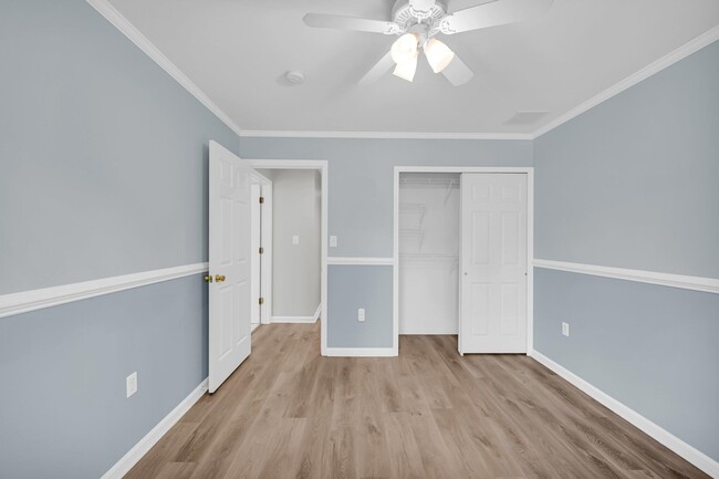 Building Photo - 104 Pebble Brook Dr