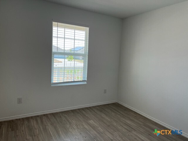 Building Photo - 3027 Shore Lark