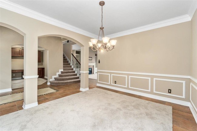 Building Photo - 905 Carriage Hills Blvd