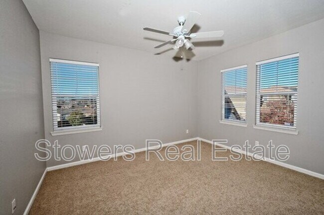 Building Photo - 630 Bond Ct