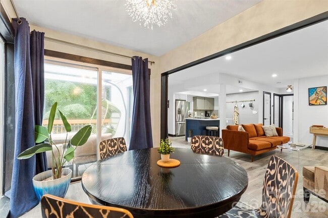 Building Photo - 25033 Molokai Dr